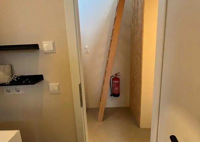 New, Modern&cozy - Near Airport Ber #links