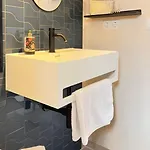 アパート Light Hideaway -45sqm- Near Ber Airport