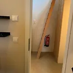 Light Hideaway -45sqm- Near Ber Airport Apartment *