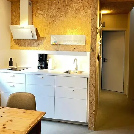 Light Hideaway -45Sqm- Near Ber Airport ברלין